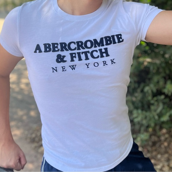ABERCROMBIE MEN SOFT A&F COLLECTION T SHIRT WHITE NAVY BLUE APPLIQUÉ EMBLEM LOGO - Picture 5 of 16